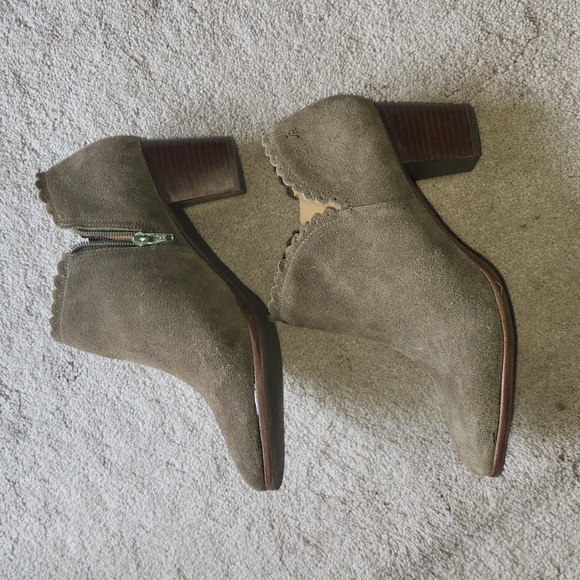 Jack Rogers Olive Green Suede Ankle Boots Size 10 - Picture 2 of 7